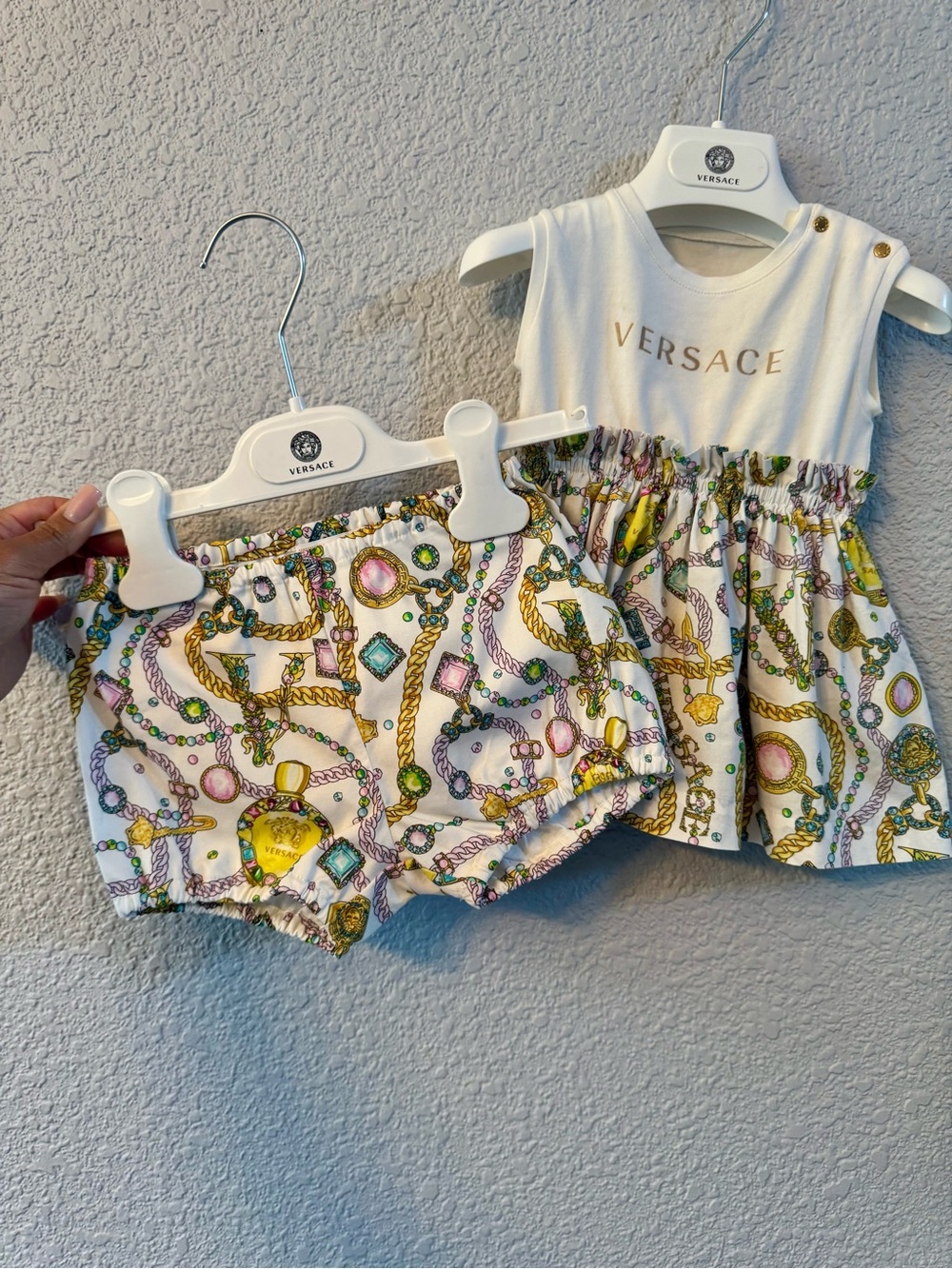 Versace White & Multicolor Chain-Print Kids Top and Shorts Set